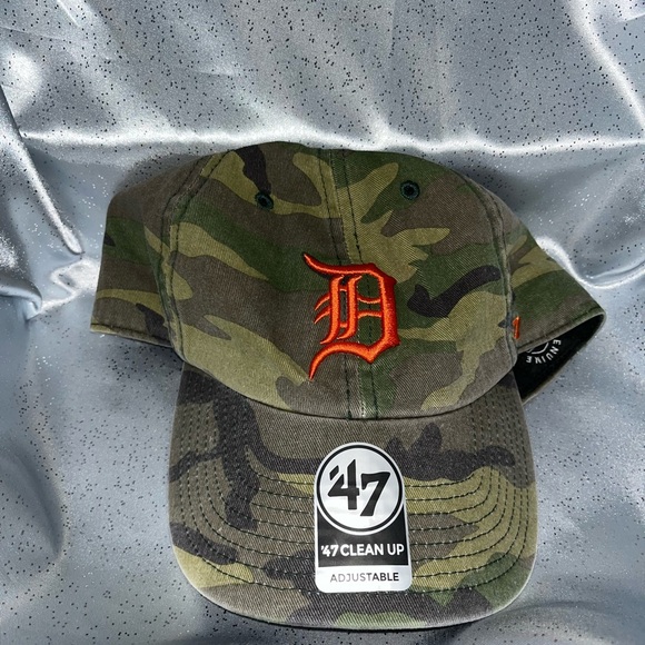 Green Camo Detroit Tigers Baseball Cap - Picture 1 of 13